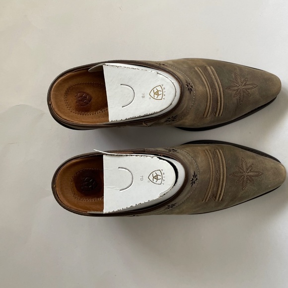 ARIAT Desert Star Brown Distressed Leather Western Mules, Women’s Size 7B - Picture 2 of 15